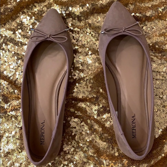 Merona Size 7 Pointy Toe Flats - Picture 1 of 7